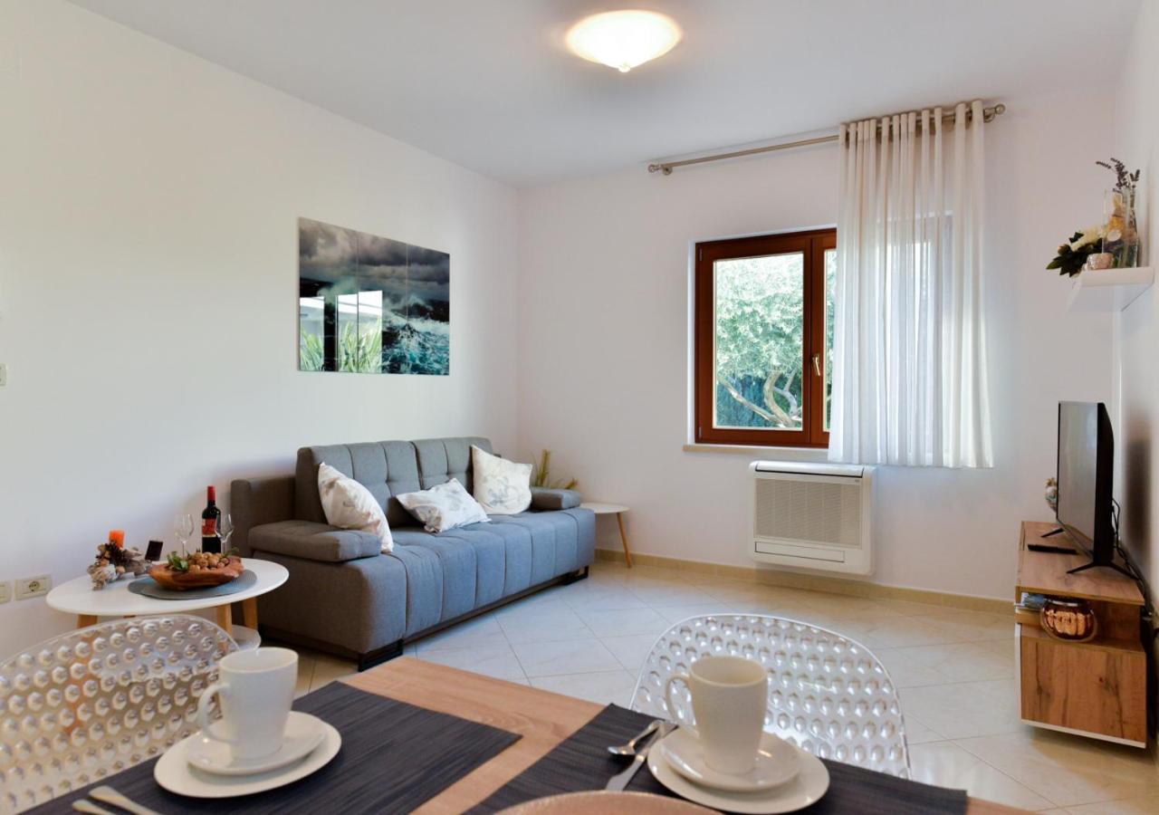 Apartments Leona Umag Luaran gambar